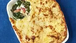 vressyntages-Au gratin with mashed potatoes, bacon, pears and cabbage